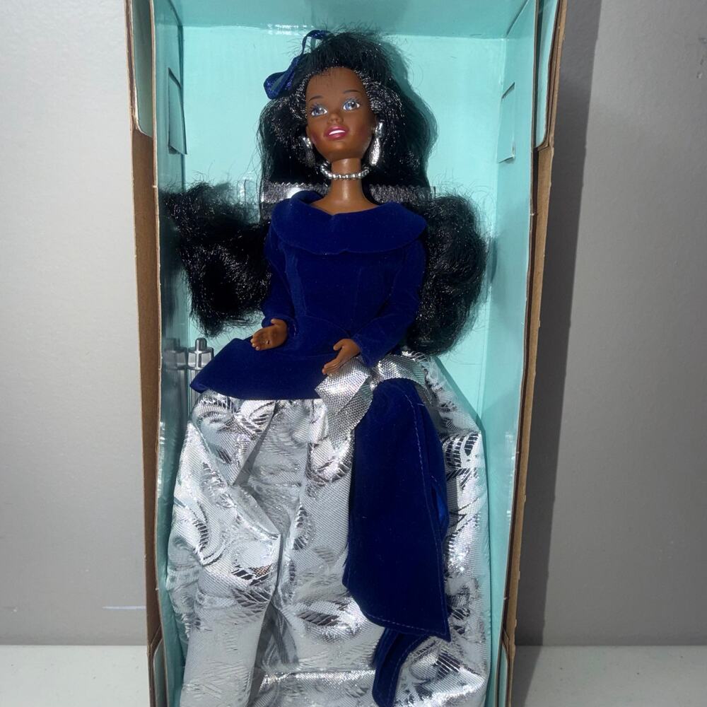 1995 Avon Exclusive Winter Velvet Barbie Doll African American Mattel NEW